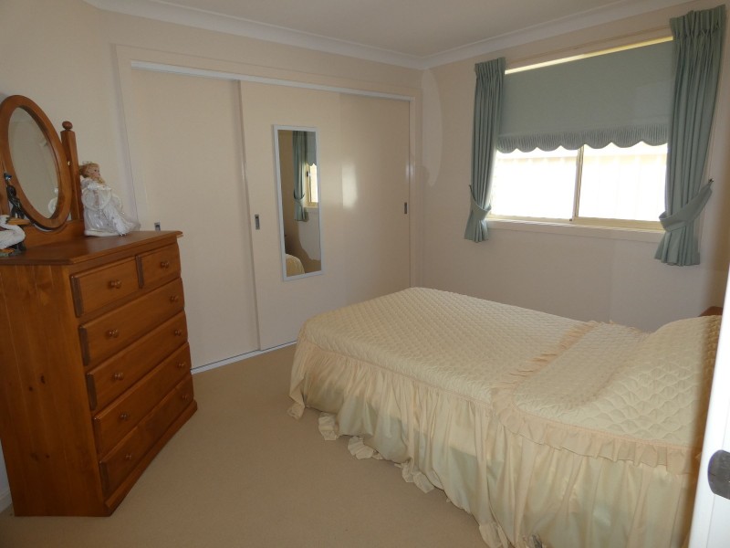 5 Hakea Place, Tuncurry NSW 2428