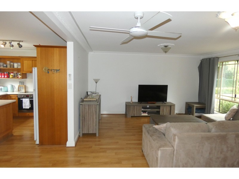 4/2 Mark Street, Forster NSW 2428