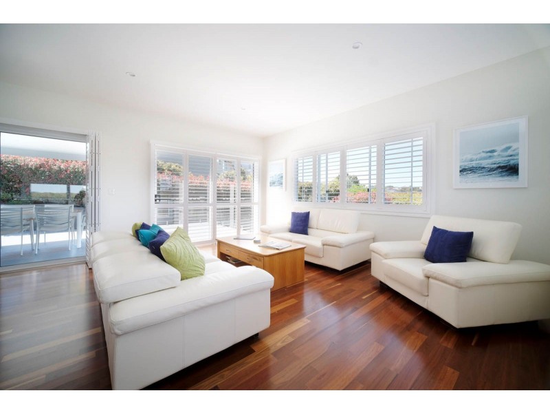 4 Manara Crescent, Forster NSW 2428