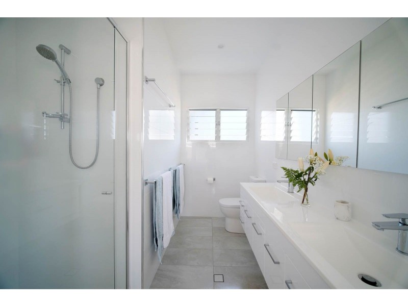 4 Manara Crescent, Forster NSW 2428