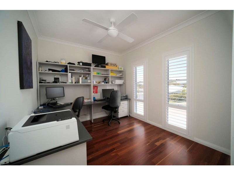 4 Manara Crescent, Forster NSW 2428