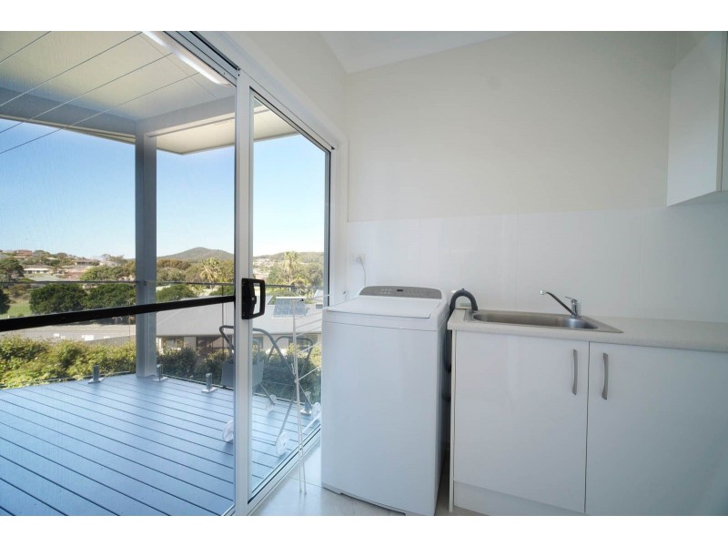 4 Manara Crescent, Forster NSW 2428