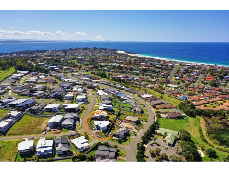 4 Manara Crescent, Forster NSW 2428