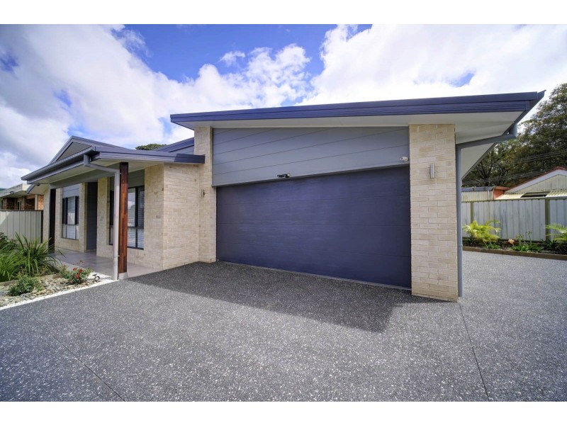 51 Townsend Street, Forster NSW 2428