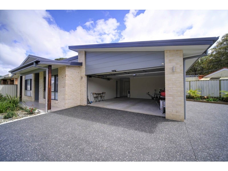 51 Townsend Street, Forster NSW 2428