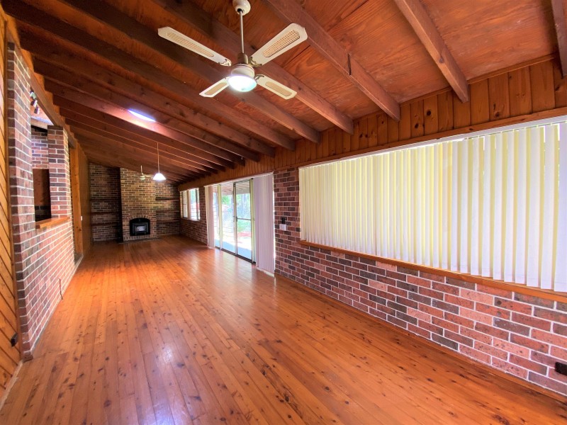 8 Seabreeze Parade, Green Point NSW 2428