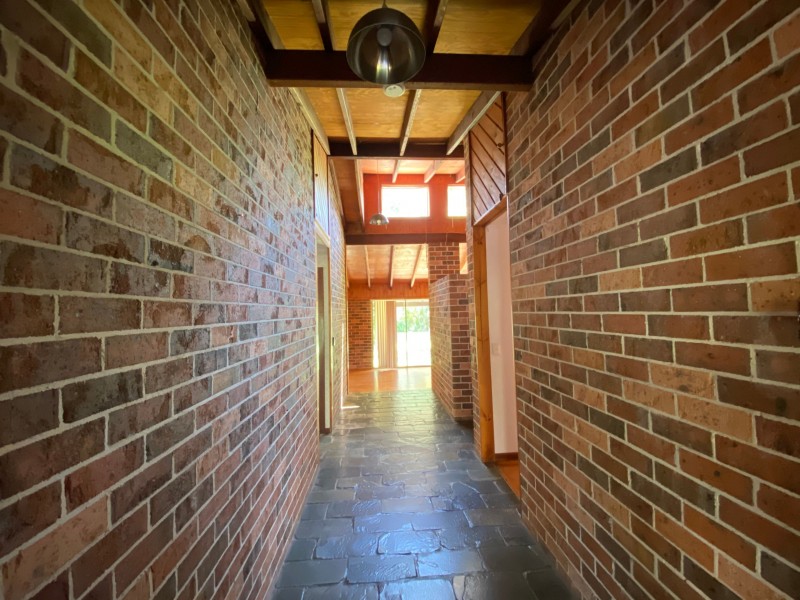 8 Seabreeze Parade, Green Point NSW 2428