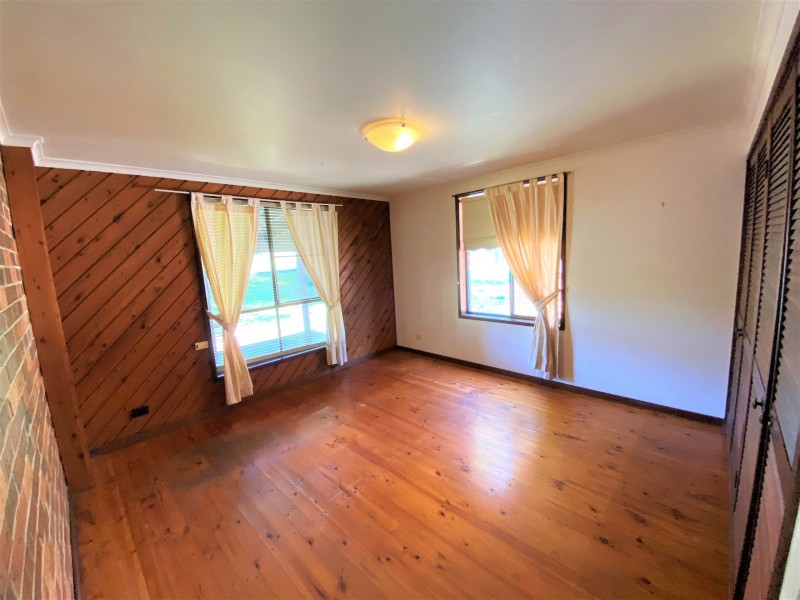8 Seabreeze Parade, Green Point NSW 2428