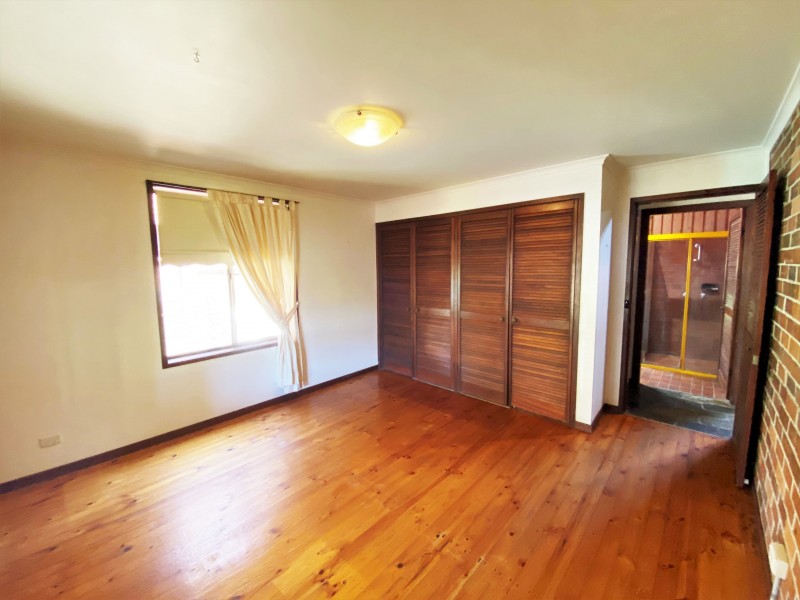 8 Seabreeze Parade, Green Point NSW 2428
