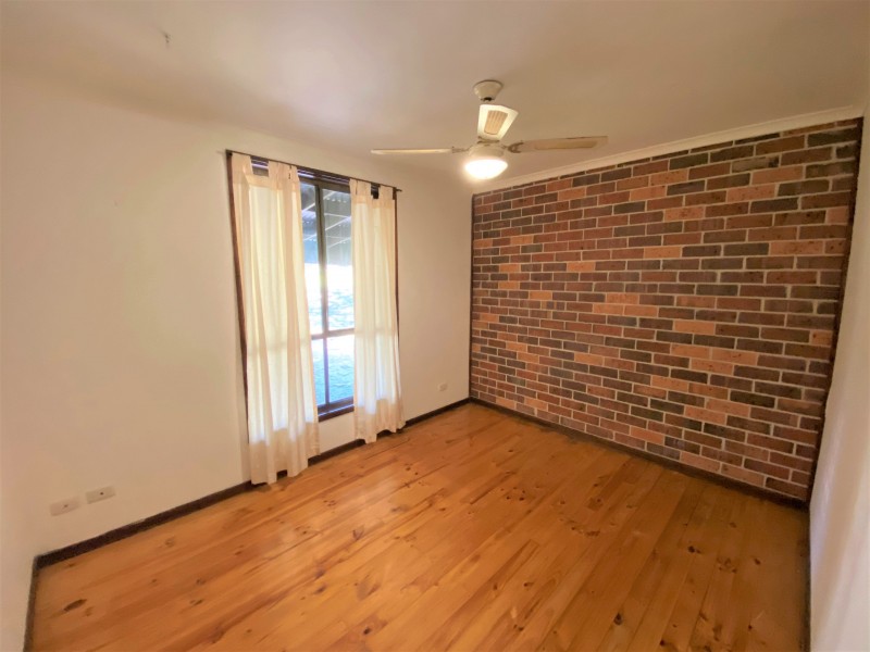 8 Seabreeze Parade, Green Point NSW 2428