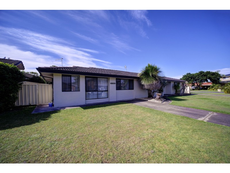 20 Elouera Crescent, Forster NSW 2428