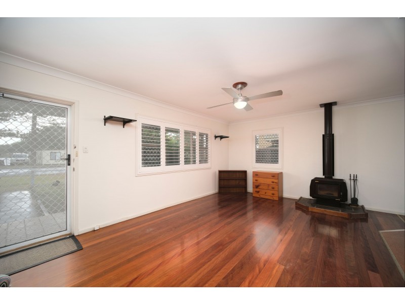 23 Beach Street, Tuncurry NSW 2428
