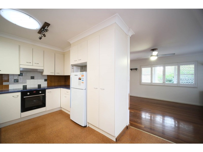 23 Beach Street, Tuncurry NSW 2428