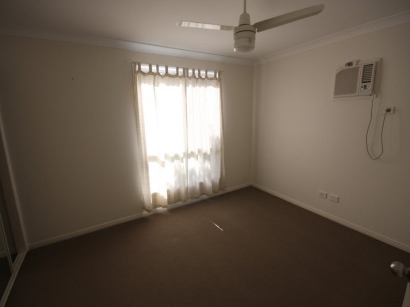 79 David Street (SALE), North Booval QLD 4304