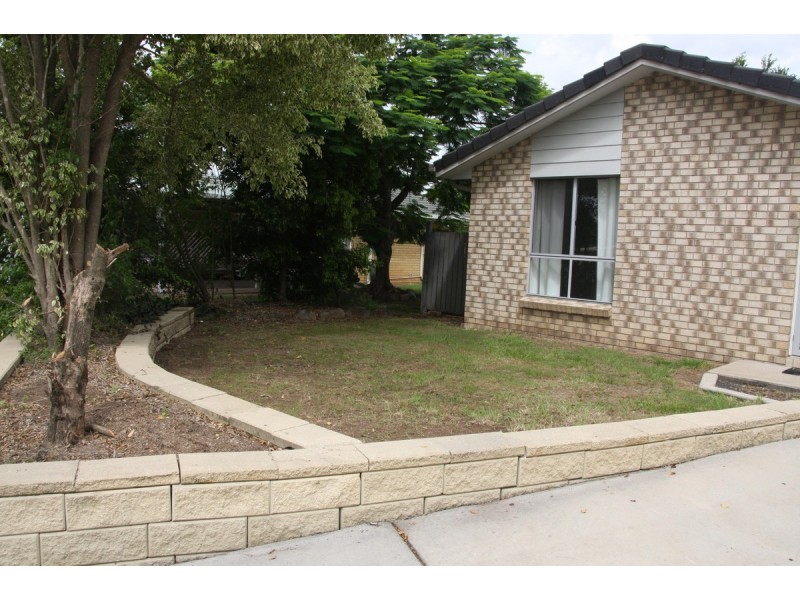 79 David Street (SALE), North Booval QLD 4304