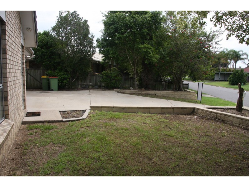 79 David Street (SALE), North Booval QLD 4304