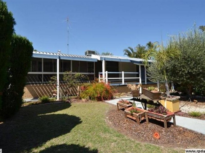 36 Dee Street, Biloela QLD 4715