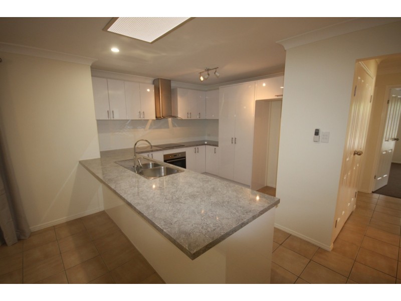 11 Barcoo Street, Runcorn QLD 4113