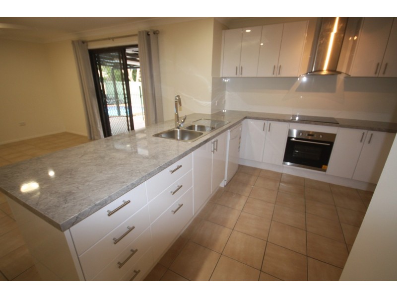 11 Barcoo Street, Runcorn QLD 4113