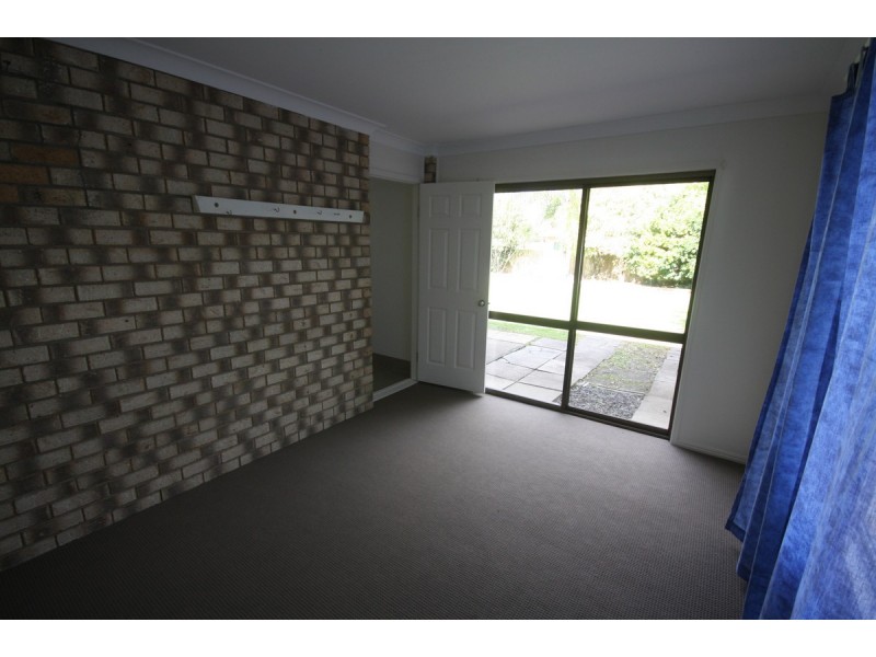 79 David Street (RENTAL), North Booval QLD 4304