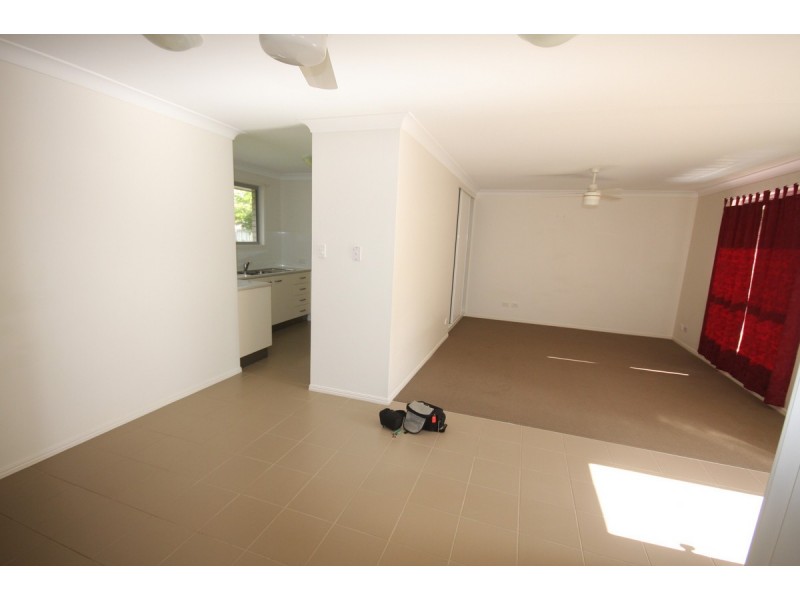 79 David Street (RENTAL), North Booval QLD 4304