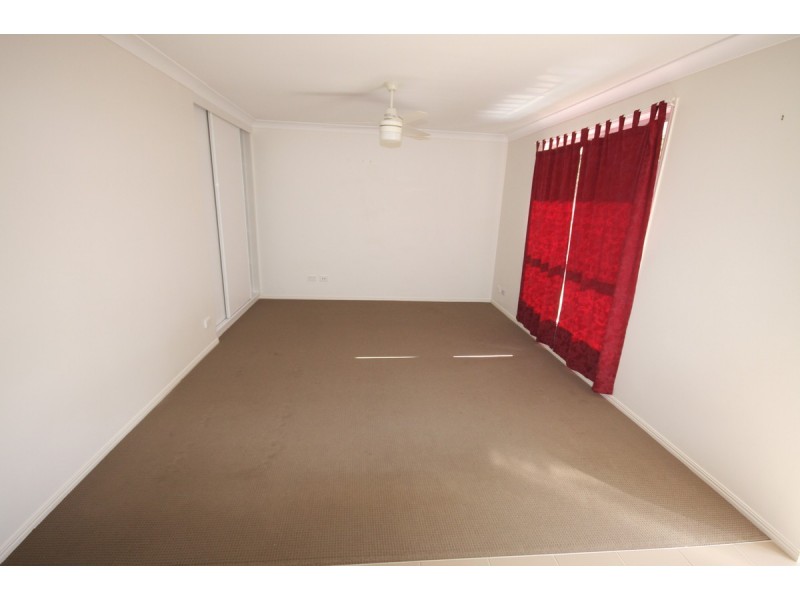 79 David Street (RENTAL), North Booval QLD 4304