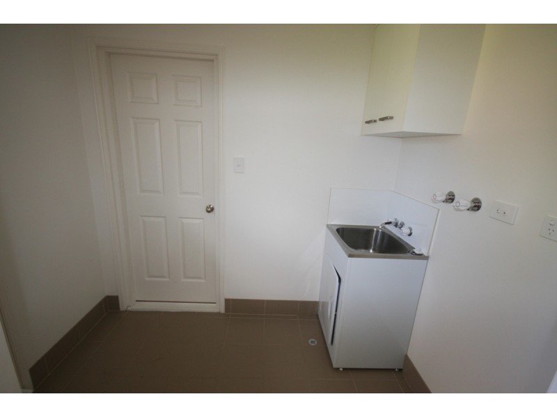 79 David Street (RENTAL), North Booval QLD 4304