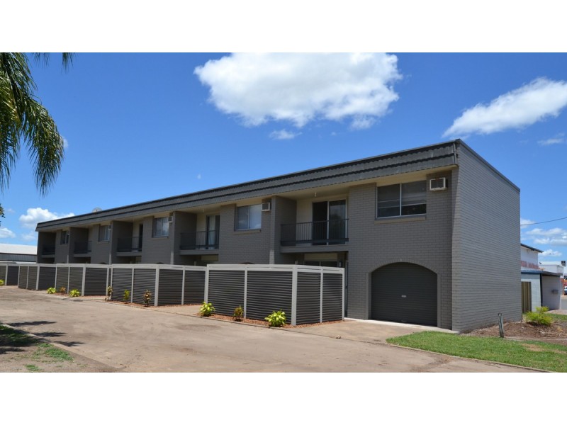 22-24 Dawson Highway, Biloela QLD 4715