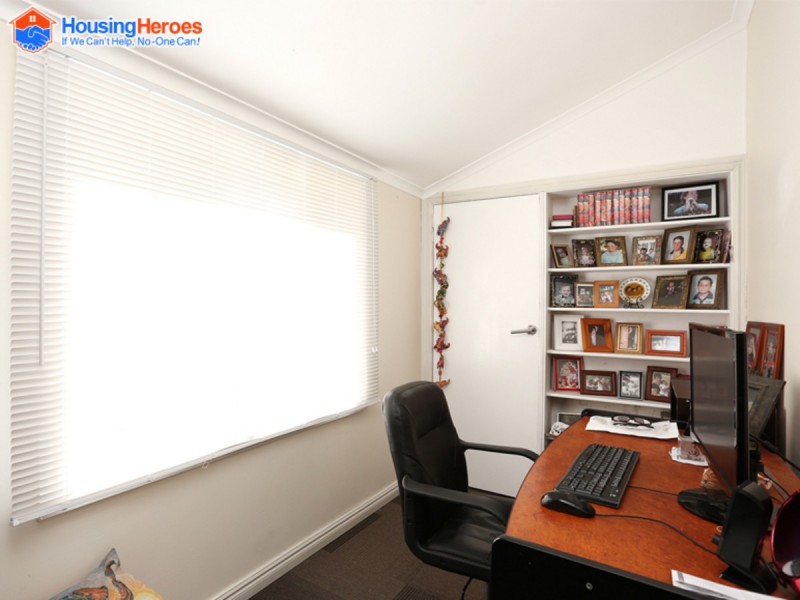 11 Vineyard Street, One Mile QLD 4305