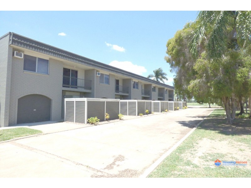 U1-5/22-24 Dawson Highway, Biloela QLD 4715