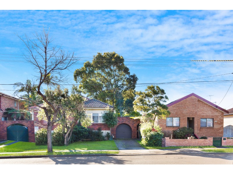 206 Gloucester Road, Hurstville NSW 2220