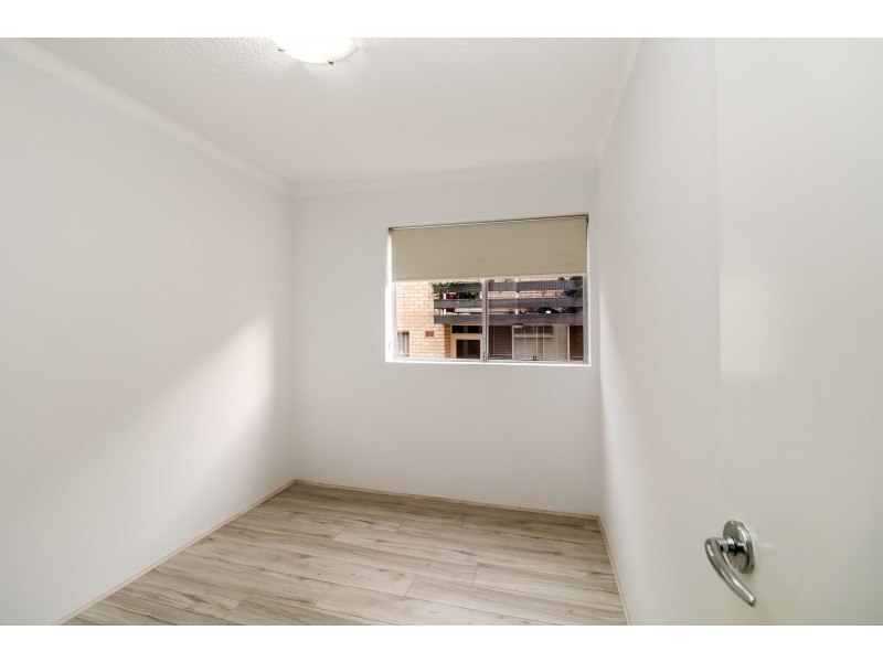 11/28 Meadow Crescent, Meadowbank NSW 2114