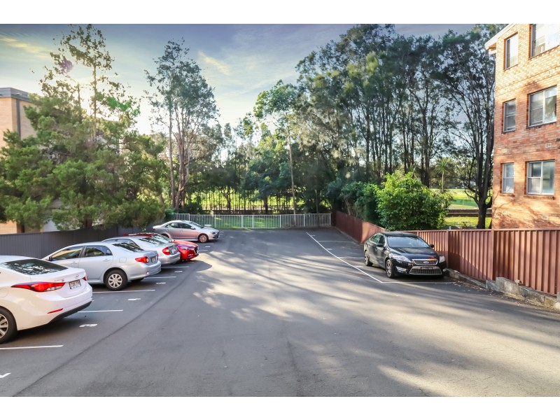 11/28 Meadow Crescent, Meadowbank NSW 2114