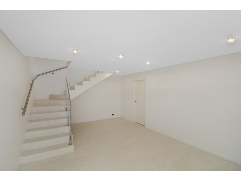 74 East Crescent, Hurstville Grove NSW 2220