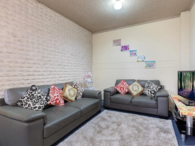 2/81-85 Forest Road, Arncliffe NSW 2205