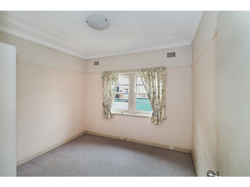 28 Edgbaston Road, Beverly Hills NSW 2209