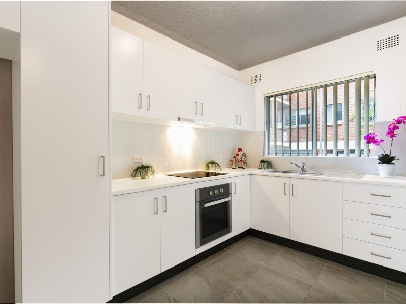 2/50 Jersey Avenue, Mortdale NSW 2223