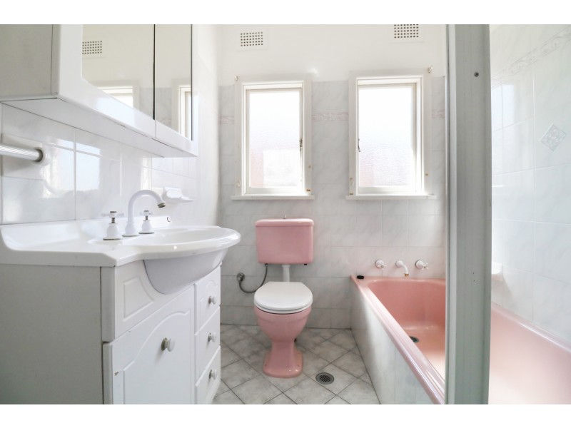 83 Bassett Street, Hurstville NSW 2220