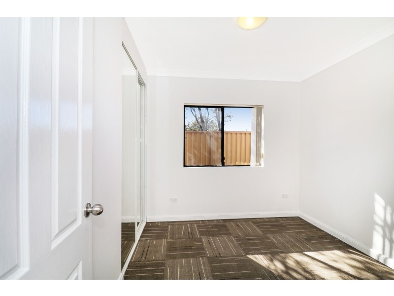 2/13 Gardinia Street, Beverly Hills NSW 2209