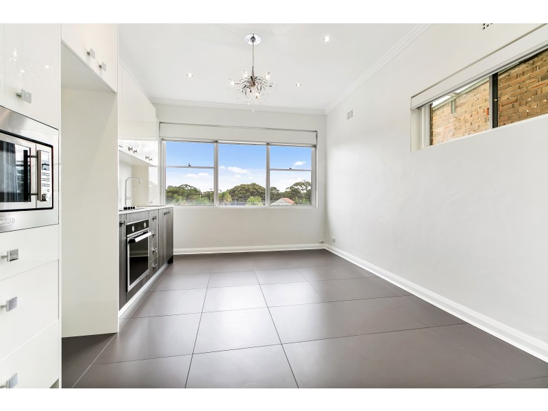2/134 Morgan Street, Kingsgrove NSW 2208