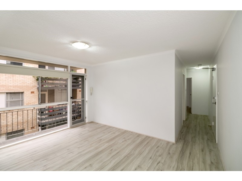 11/28 Meadow Crescent, Meadowbank NSW 2114