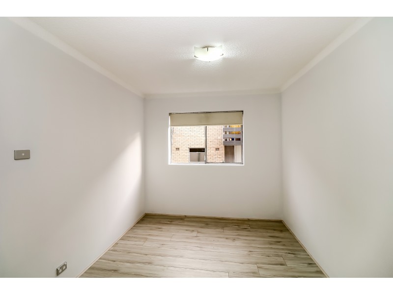 11/28 Meadow Crescent, Meadowbank NSW 2114