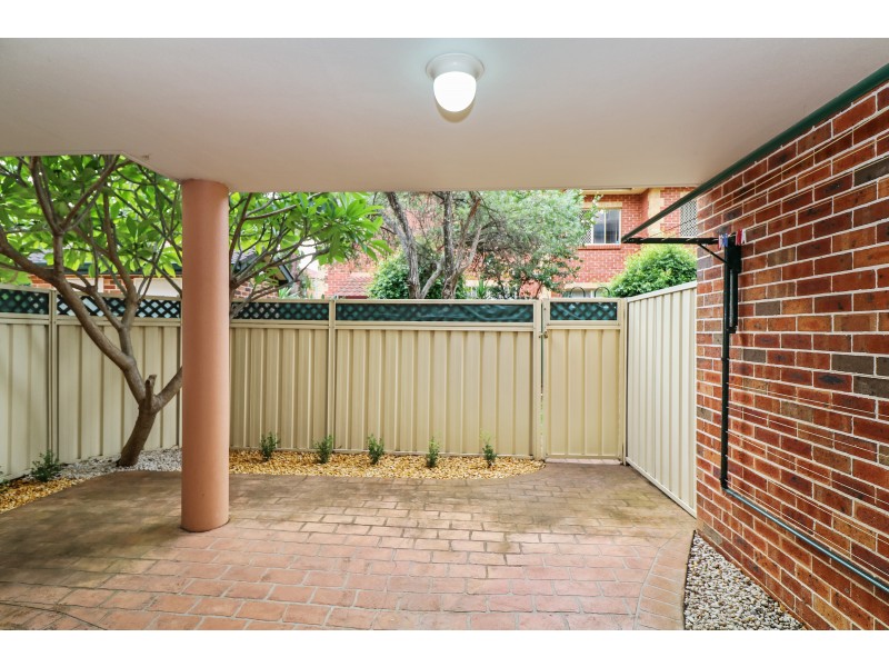 8/13-17 Hampden Street, Beverly Hills NSW 2209
