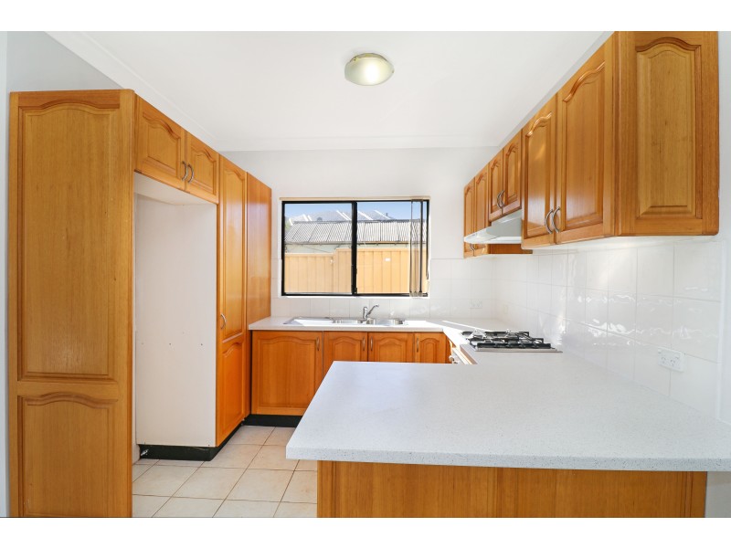 2/13 Gardinia Street, Beverly Hills NSW 2209