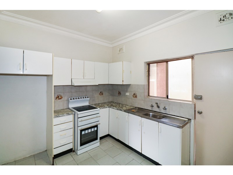 2/99 Regent Street, Kogarah NSW 2217