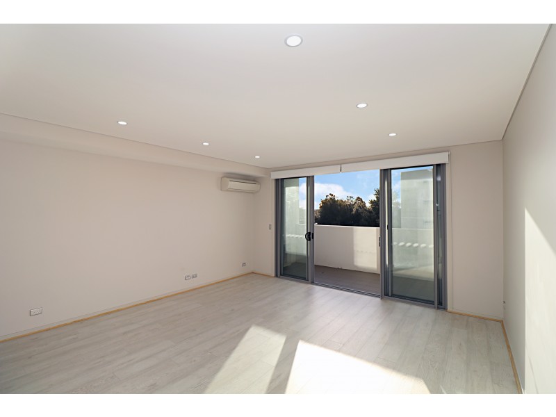 207/4 Broughton Street, Canterbury NSW 2193