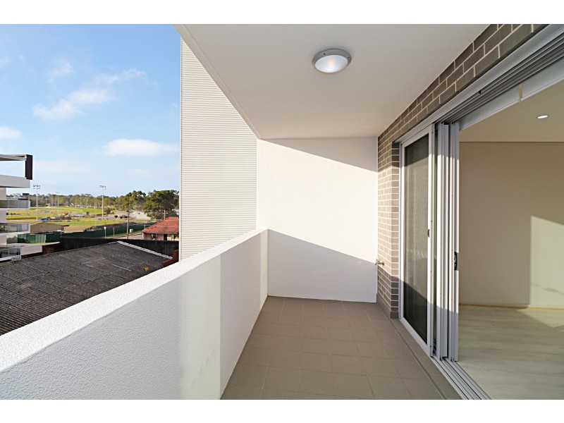 207/4 Broughton Street, Canterbury NSW 2193
