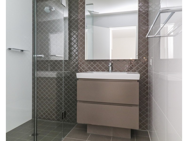 3305/21 Scotsman Street, Forest Lodge NSW 2037