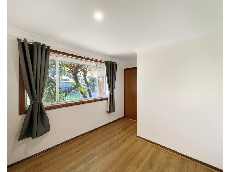 55 Wallaroy Drive, Burrill Lake NSW 2539