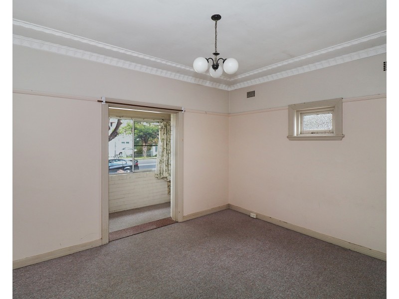 28 Edgbaston Road, Beverly Hills NSW 2209